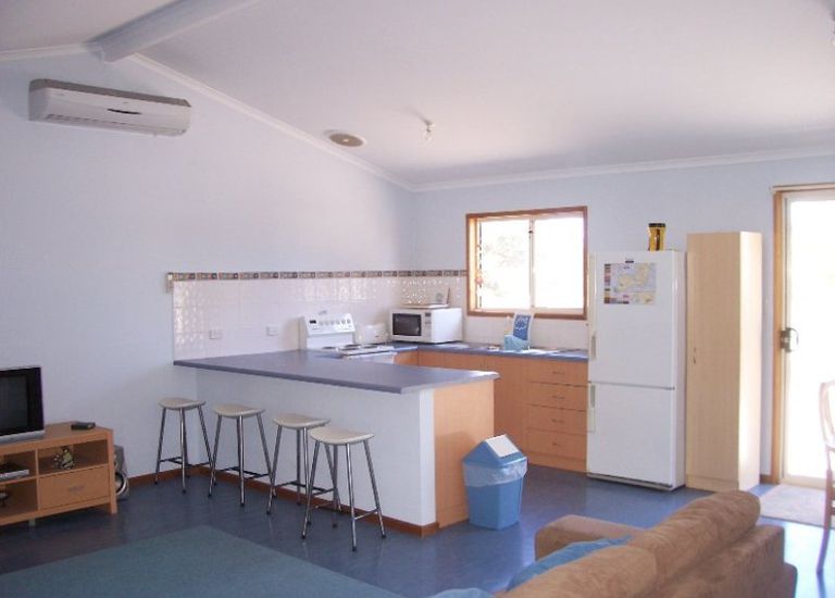 44 Scarlett Runner Road, The Pines