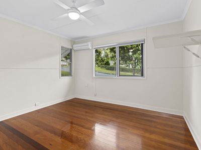 54 Falkirk Street, Stafford Heights