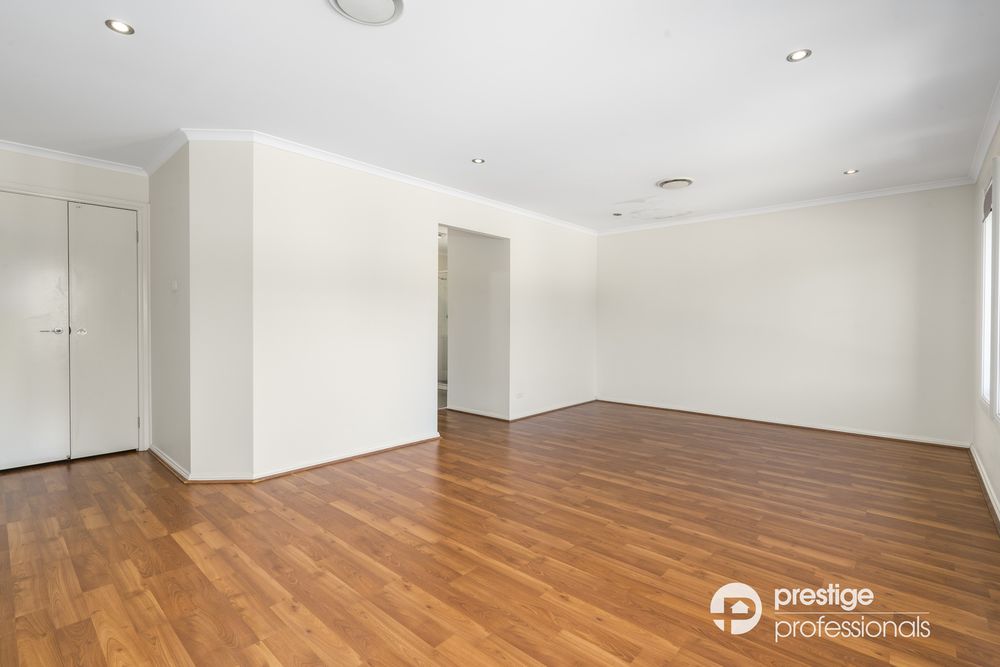 39 The Parkway, Moorebank