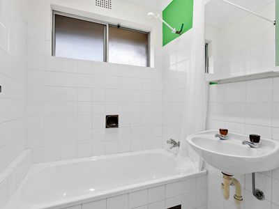 12 / 6 Eyre Street, Warrawong