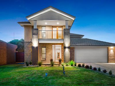 10 Mandalay Court, Point Cook