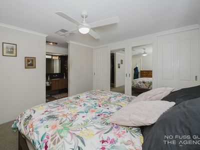 32 Carr Crescent, Warwick