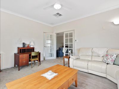 39 Moojebing Street, Bayswater