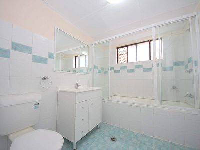 23 / 170-176 Greenacre Road, Bankstown