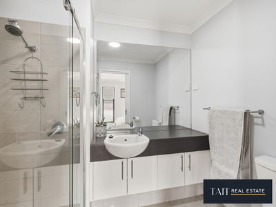 31 Trotman Dr, Wangaratta
