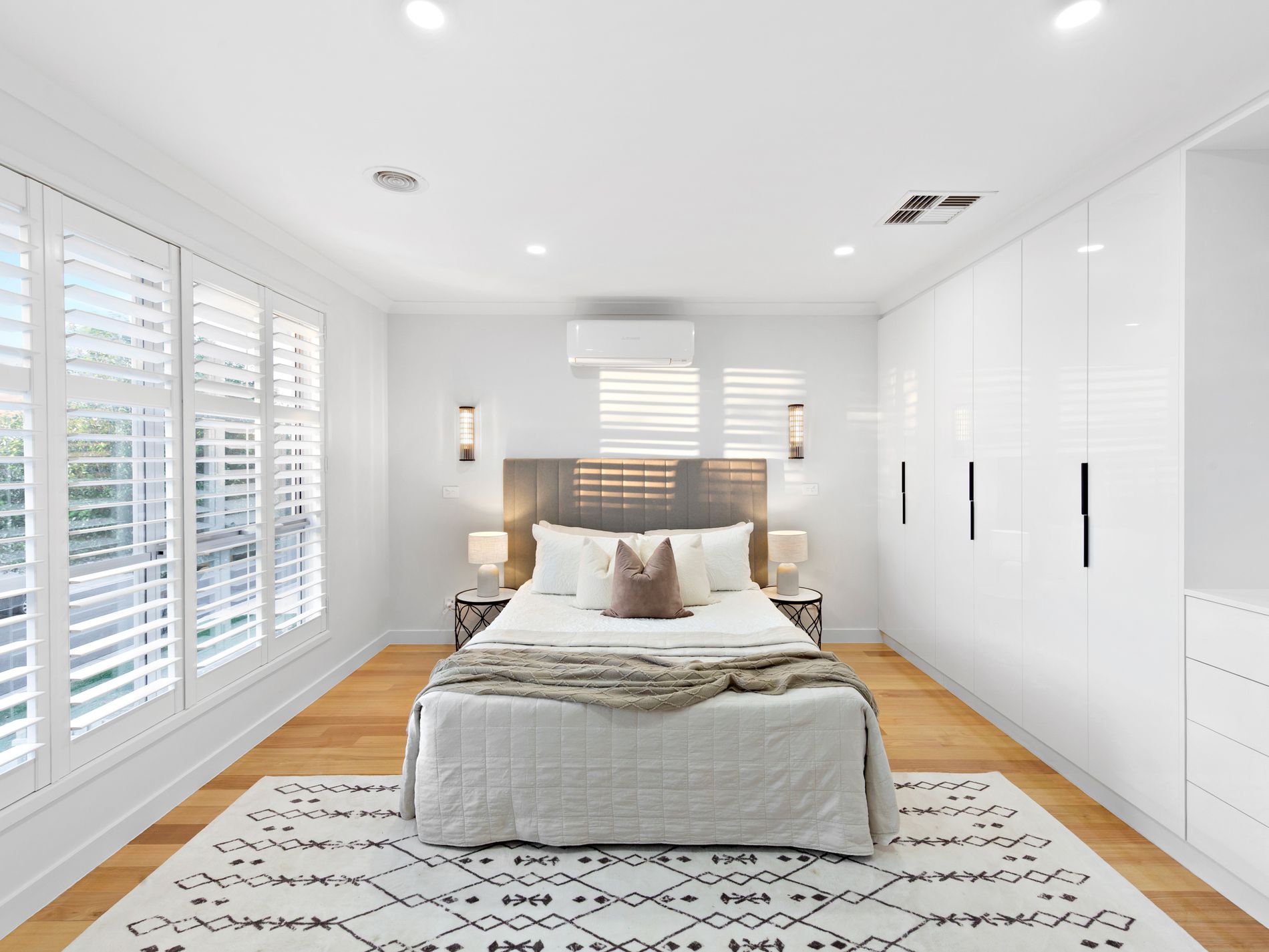 8 Pinnacle Way, Fraser Rise