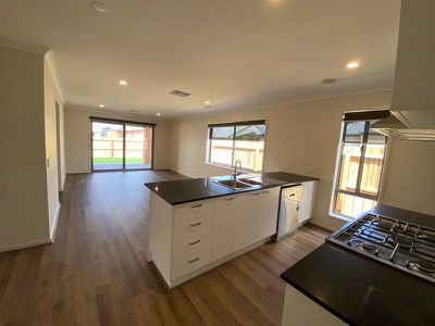 5 Bunce Court, Fyansford