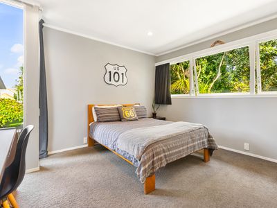 62B Te Atatu Road, Te Atatu South