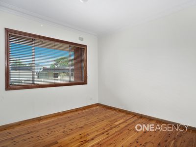 2 / 6 Buckle Crescent, West Wollongong