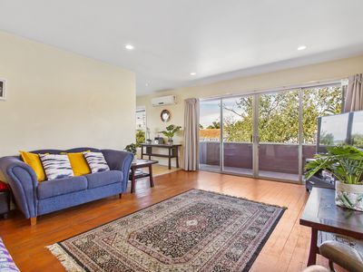 104 Te Atatu Road, Te Atatu South