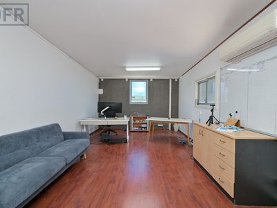 10 / 84 Barberry Way, Bibra Lake