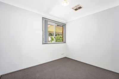 15 Briggs Place, ST HELENS PARK, St Helens Park - Thumbnail 6