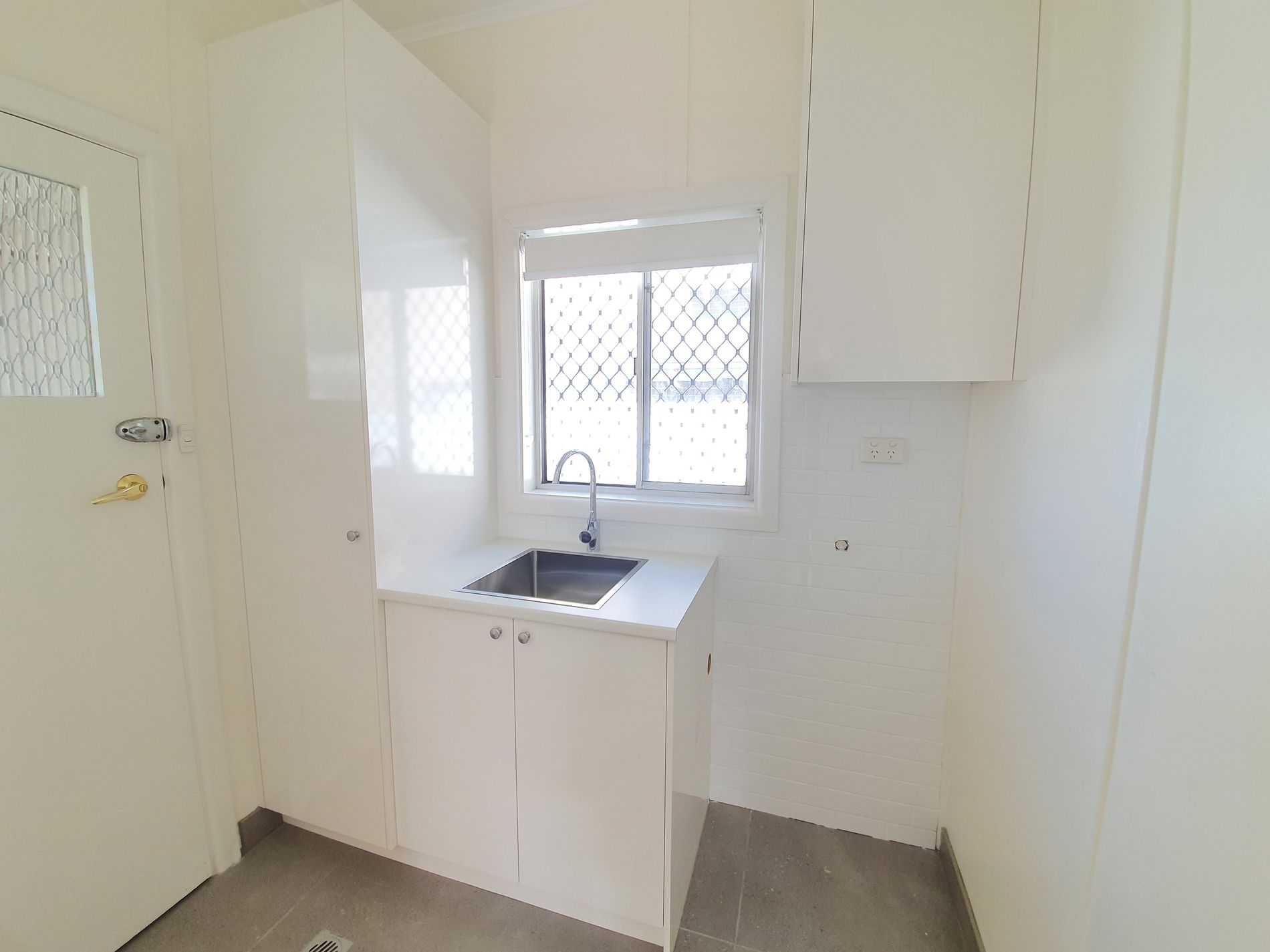 52 Tamplin Road, Guildford