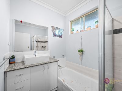 27 Lindy Way, Camillo