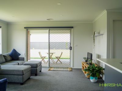 9 Stephens Street, Horsham