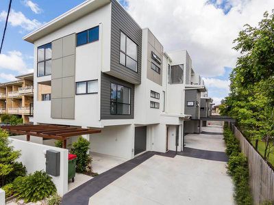 9/146 Cavendish Road, Coorparoo