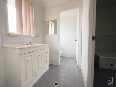 3 / 3 Lakeview Street, Toukley