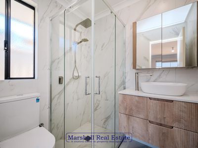 5 Kinta Way, Tapping