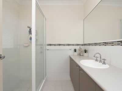 6D Windemere Crescent, Nollamara
