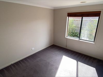 11 Beagle Street, Tarneit