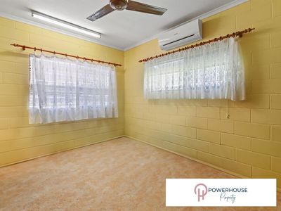 1 / 3 Breffni Street, Innisfail Estate