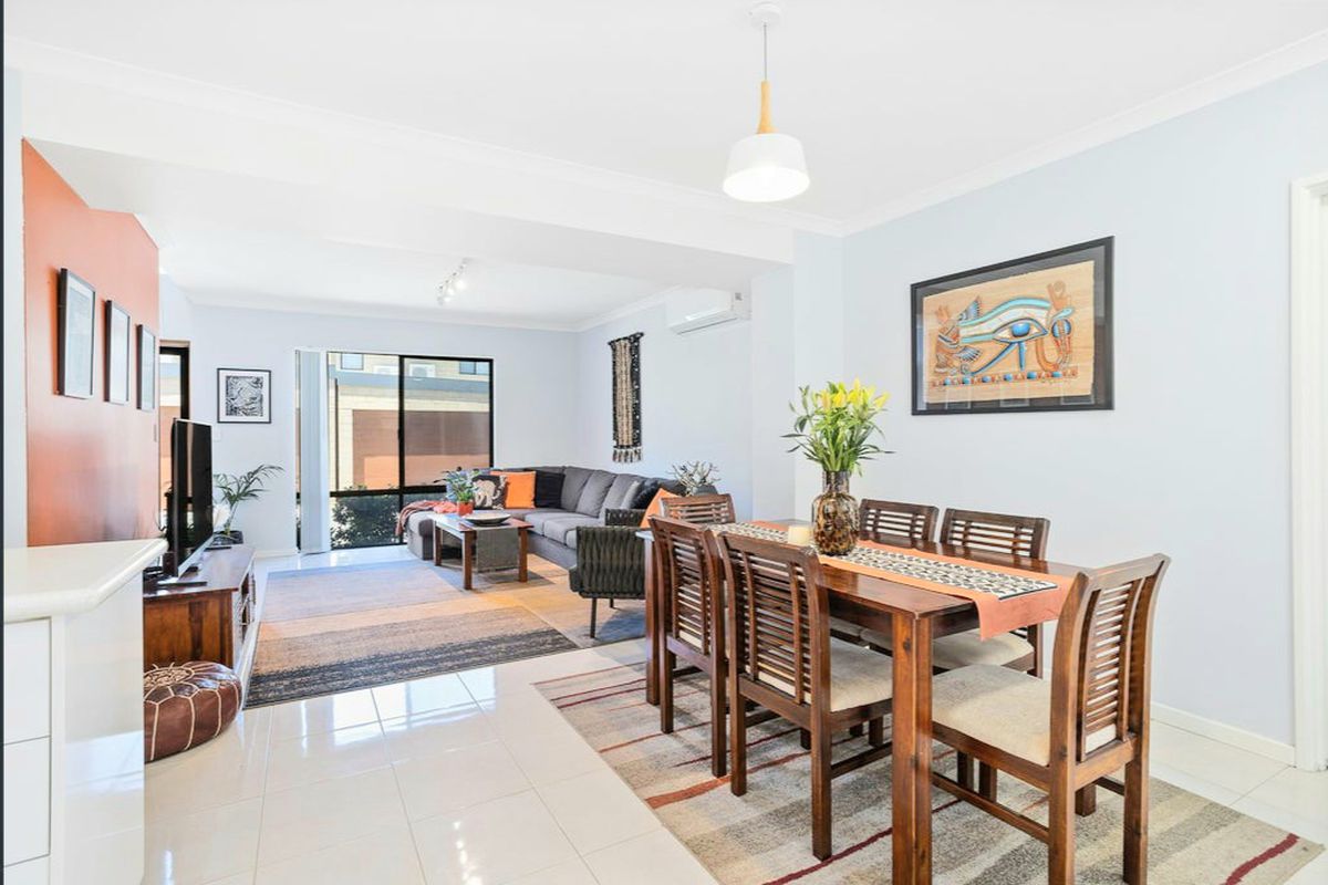 25 / 22 Rinaldo Crescent, Coolbellup
