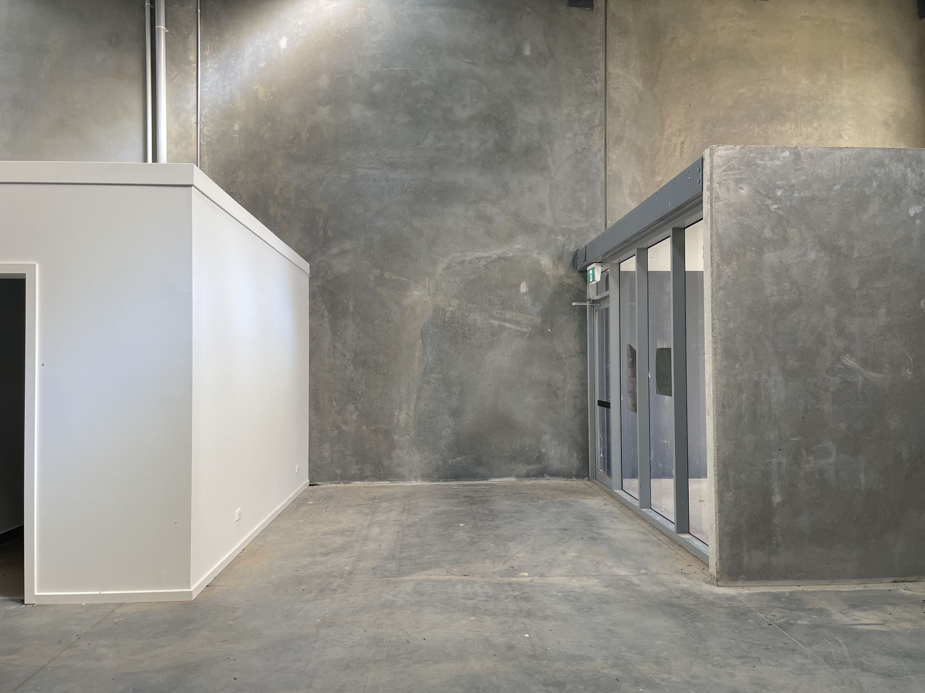 6 / 483B Dohertys Road,, Truganina