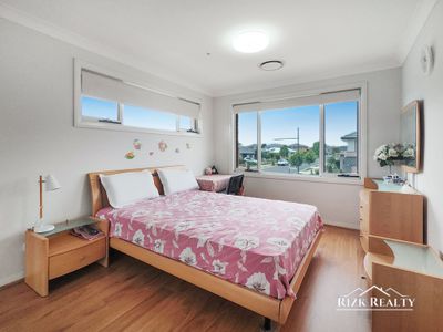 19 Loudon Parade, Marsden Park