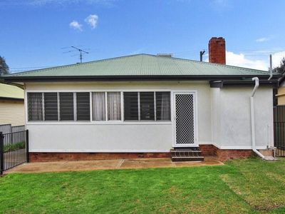 2 Dowell Avenue, Tamworth