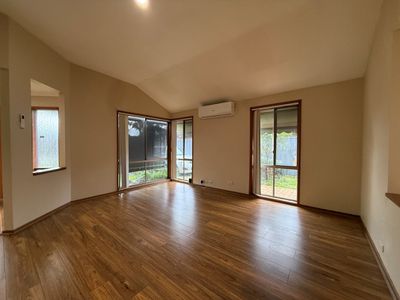 39 Minogue Crescent, Hoppers Crossing