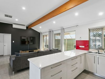 15 Kalkite Close, Ballajura