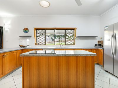 16 Kestrel Street, Bayview Heights