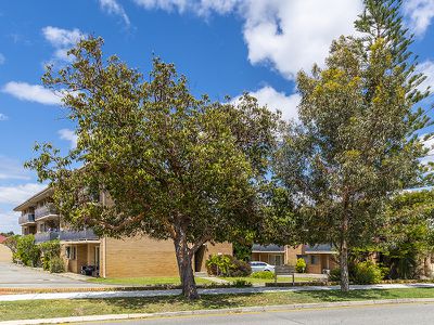 2 / 24 Baldwin Street, Como