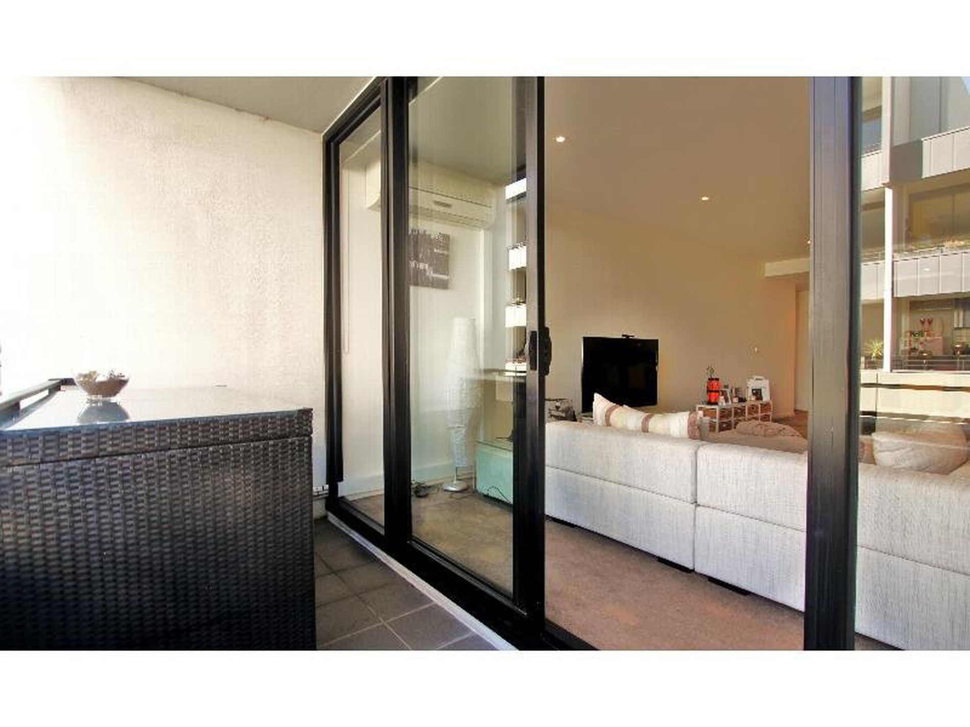 408 / 52 Nott Street, Port Melbourne