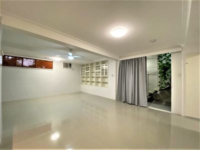 5 Gardenvale Street, Holland Park West