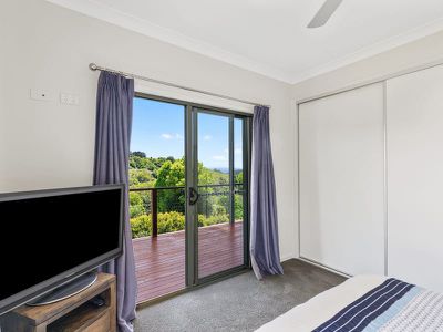 8 Main St, Montville
