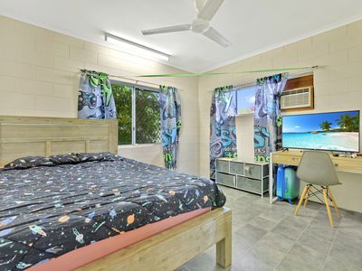 24 Angela Street, Woree