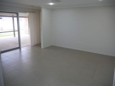 3 Dingle Close, Kingaroy
