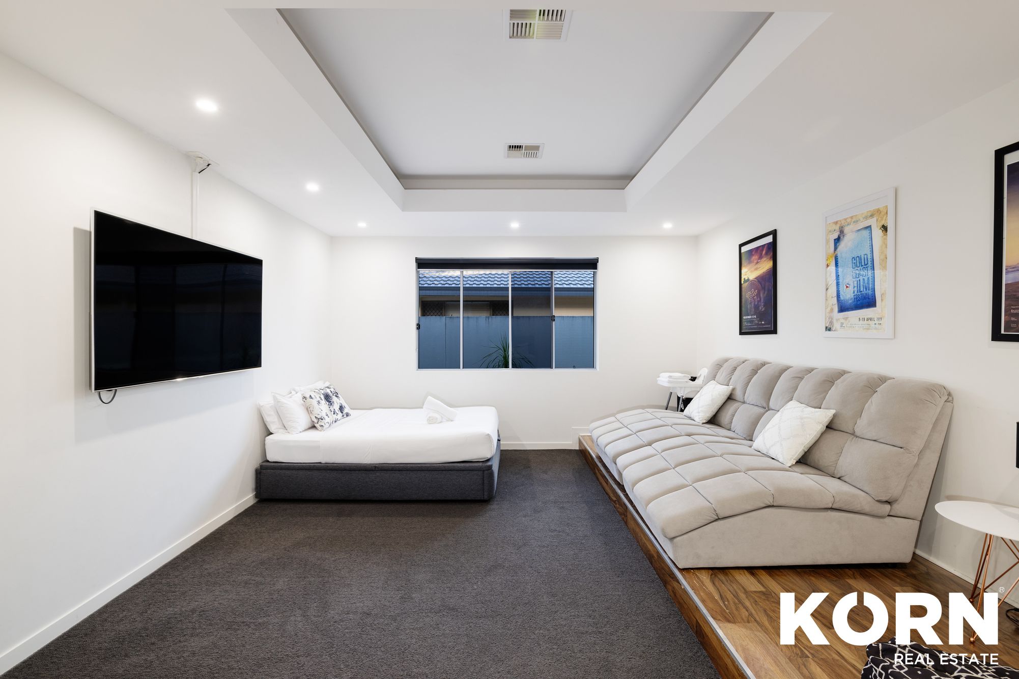 26 Coobowie Street, Broadbeach Waters