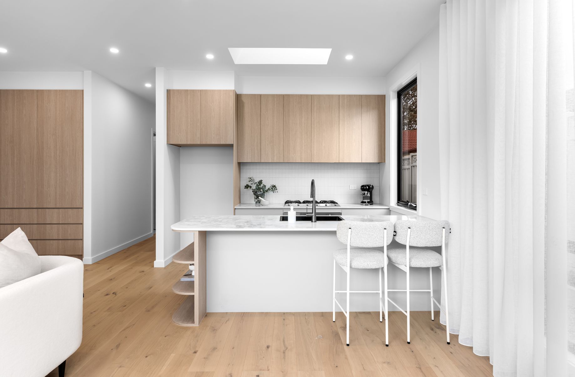 71a West Street, Hadfield, Hadfield - Thumbnail 2