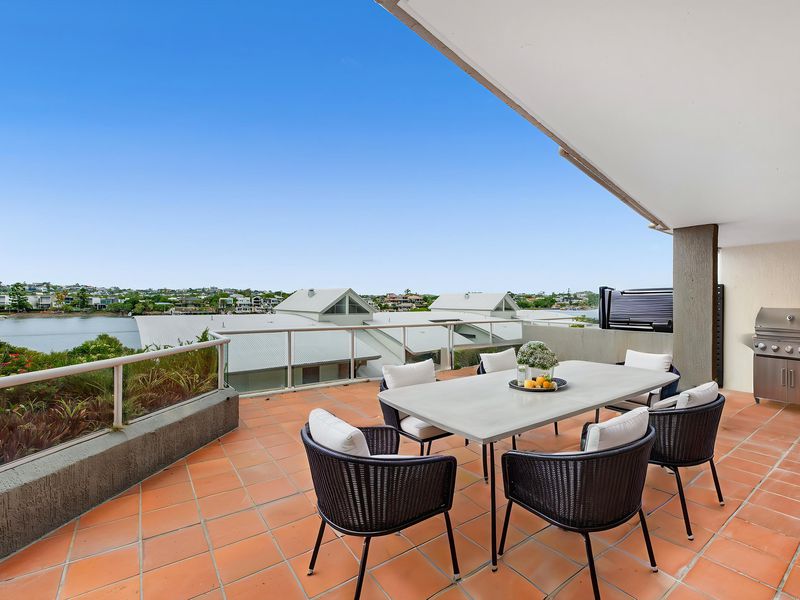 135 Macquarie Street, Teneriffe