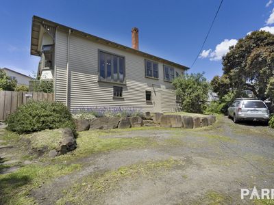 33 Westbury Road, South Launceston