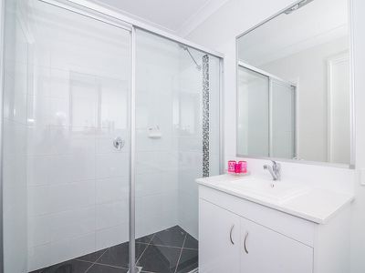 84 South Quarter Dr, Loganlea