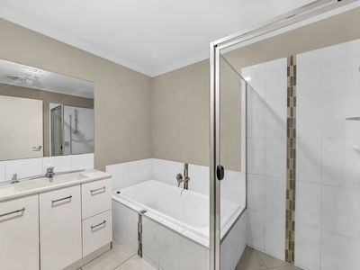1 / 12 Monarch Street, Rosewood