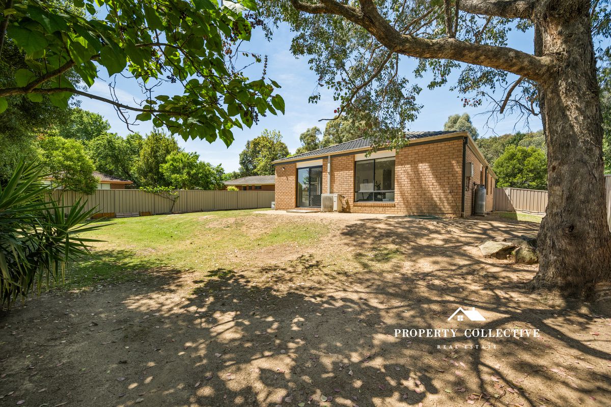 15 Orchard Grove, Beechworth