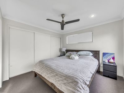 21 RONAYNE CIRCLE, One Mile