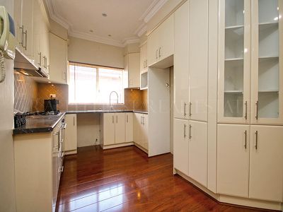 6 Warren Parade, Punchbowl