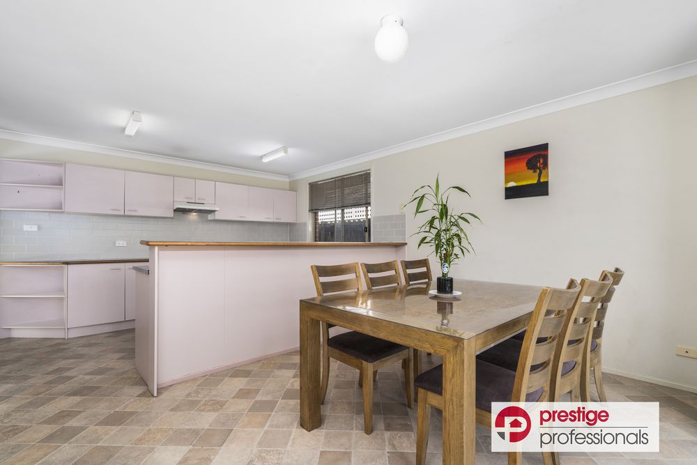 13 Paroo Court, Wattle Grove