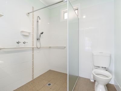 518 Butson Avenue, South Albury
