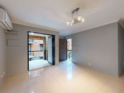 21 / 120-122 Lake Street, Perth